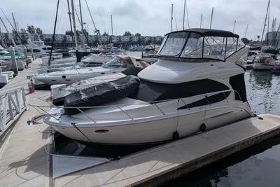 2008 Meridian 341 Sedan