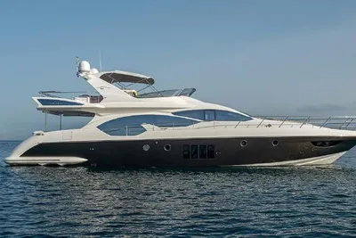 Azimut 70