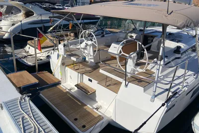 2023 Bavaria C 42