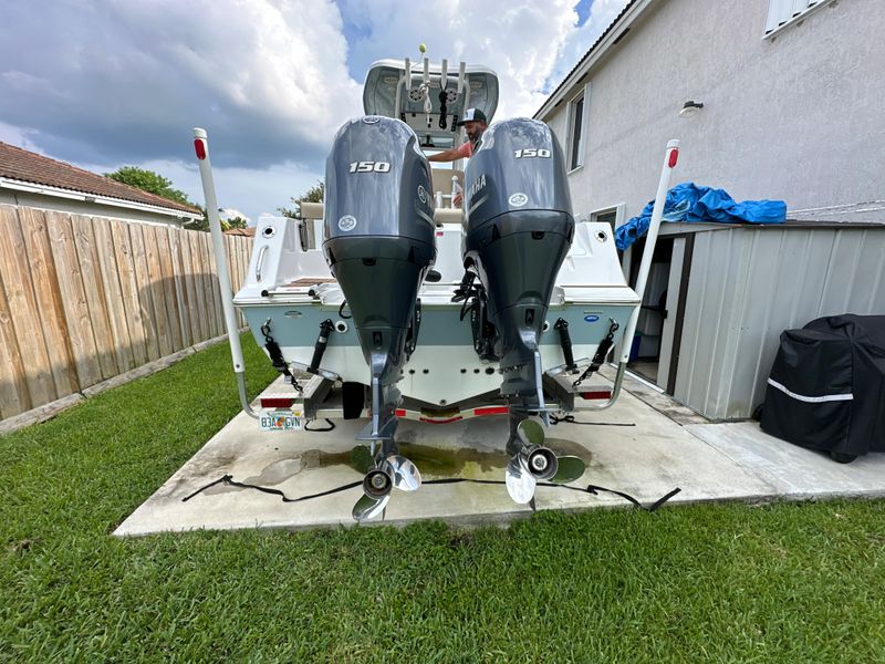 2022 Tidewater 256 LXF