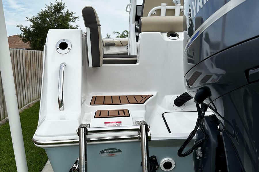 2022 Tidewater 256 LXF