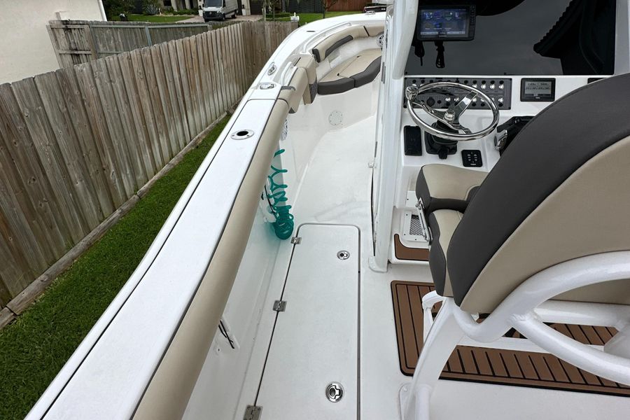 2022 Tidewater 256 LXF