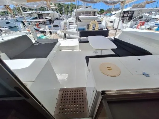 Divalto Yacht Photos Pics Lagoon 450