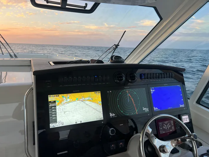 Bullship Yacht Photos Pics 