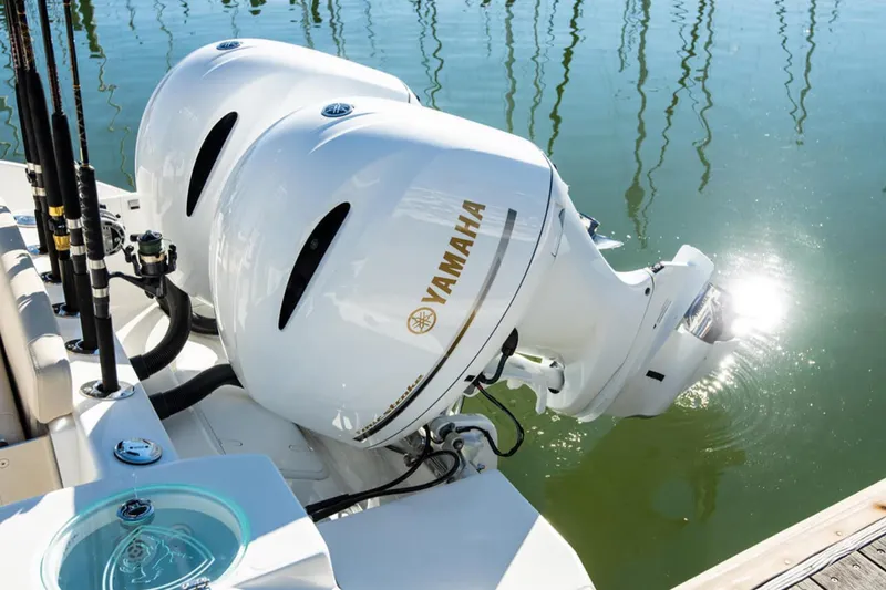 $24,892 Off Msrp Yacht Photos Pics 