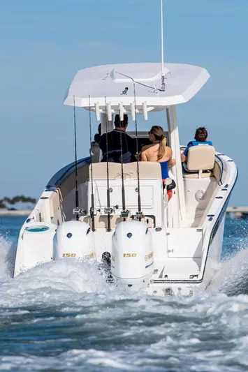 $24,892 Off Msrp Yacht Photos Pics 