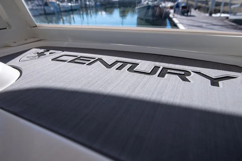 $24,892 Off Msrp Yacht Photos Pics 