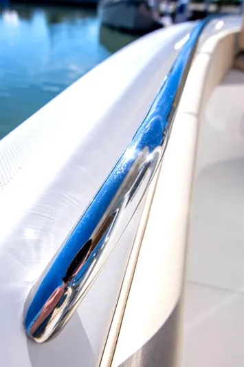 $24,892 Off Msrp Yacht Photos Pics 