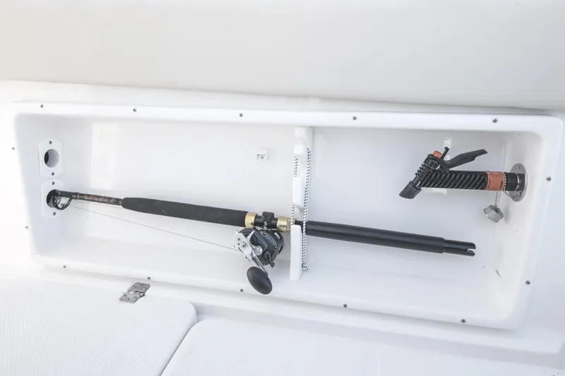 $24,892 Off Msrp Yacht Photos Pics 