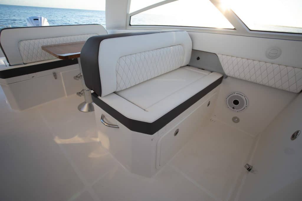 2023 WORLD CAT 400 DC - Image 6