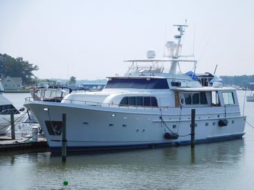 1983 90' Cheoy Lee-90 cockpit motor yacht Colonial Beach, VA, US