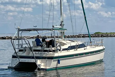 Island Packet Cat 35