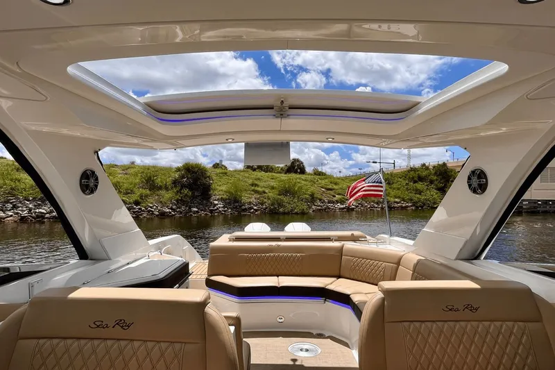 " Bobber Ann" Yacht Photos Pics 