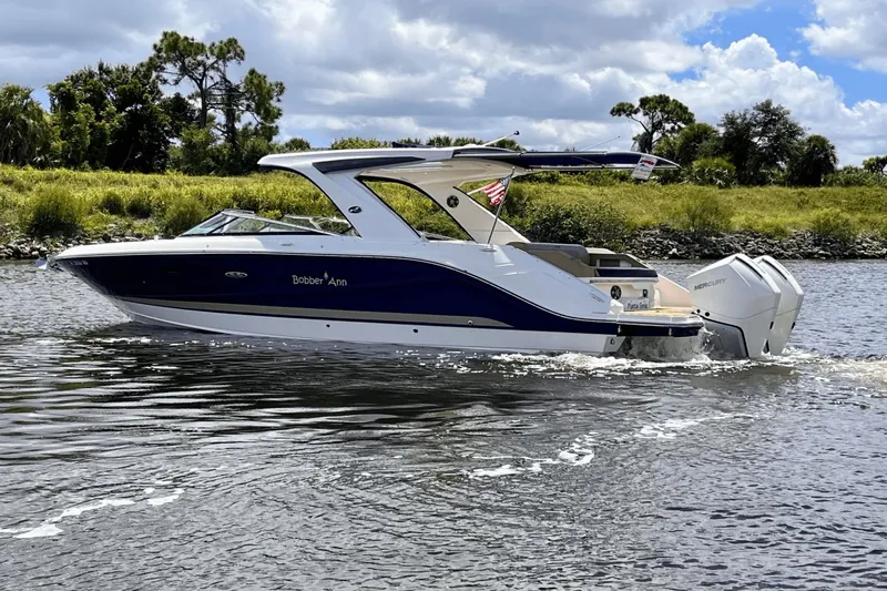 " Bobber Ann" Yacht Photos Pics 