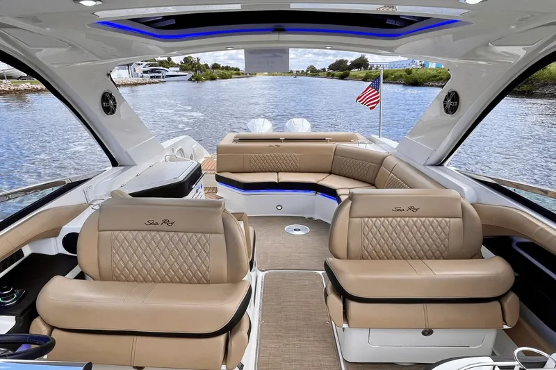 " Bobber Ann" Yacht Photos Pics 