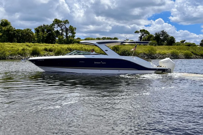 " Bobber Ann" Yacht Photos Pics 