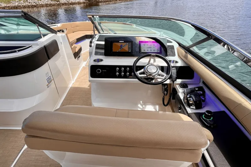 " Bobber Ann" Yacht Photos Pics 