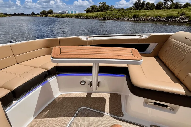 " Bobber Ann" Yacht Photos Pics 