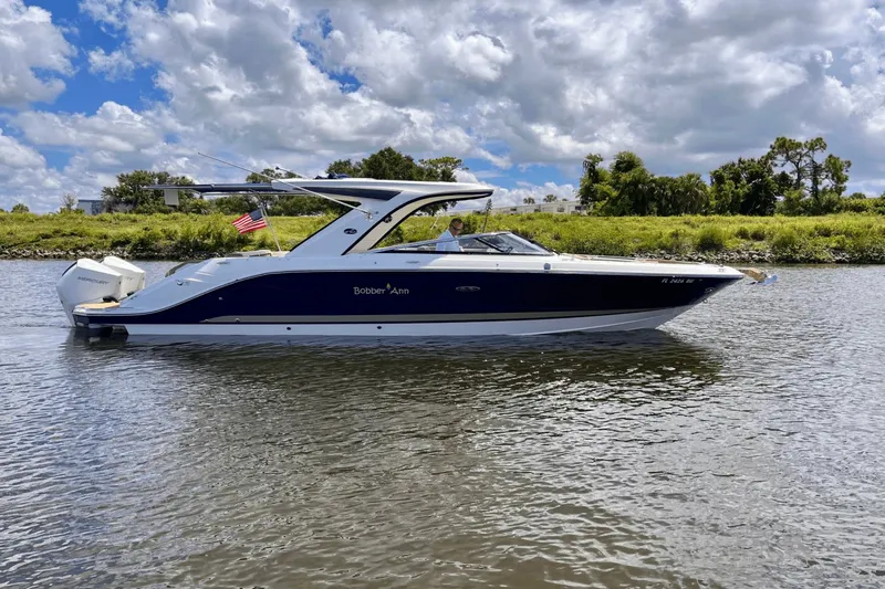 " Bobber Ann" Yacht Photos Pics 