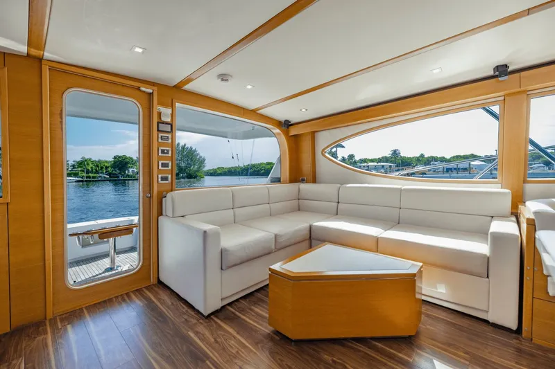 Farther & Sun Yacht Photos Pics 