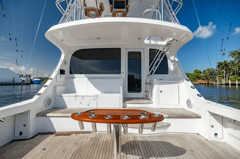 Farther & Sun Yacht Photos Pics 