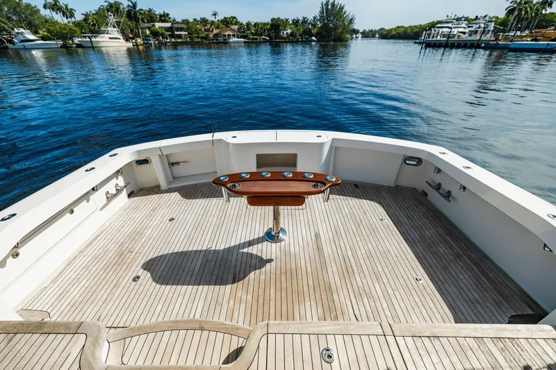 Farther & Sun Yacht Photos Pics 