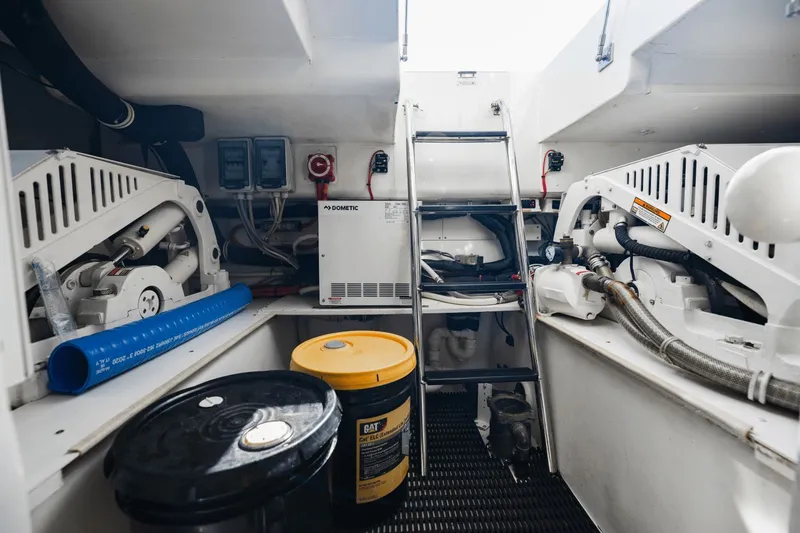 Farther & Sun Yacht Photos Pics 