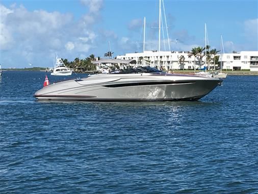 2007 Riva 44 