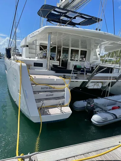 Haxter Baxter Yacht Photos Pics Haxter Baxter - Transom View (2)