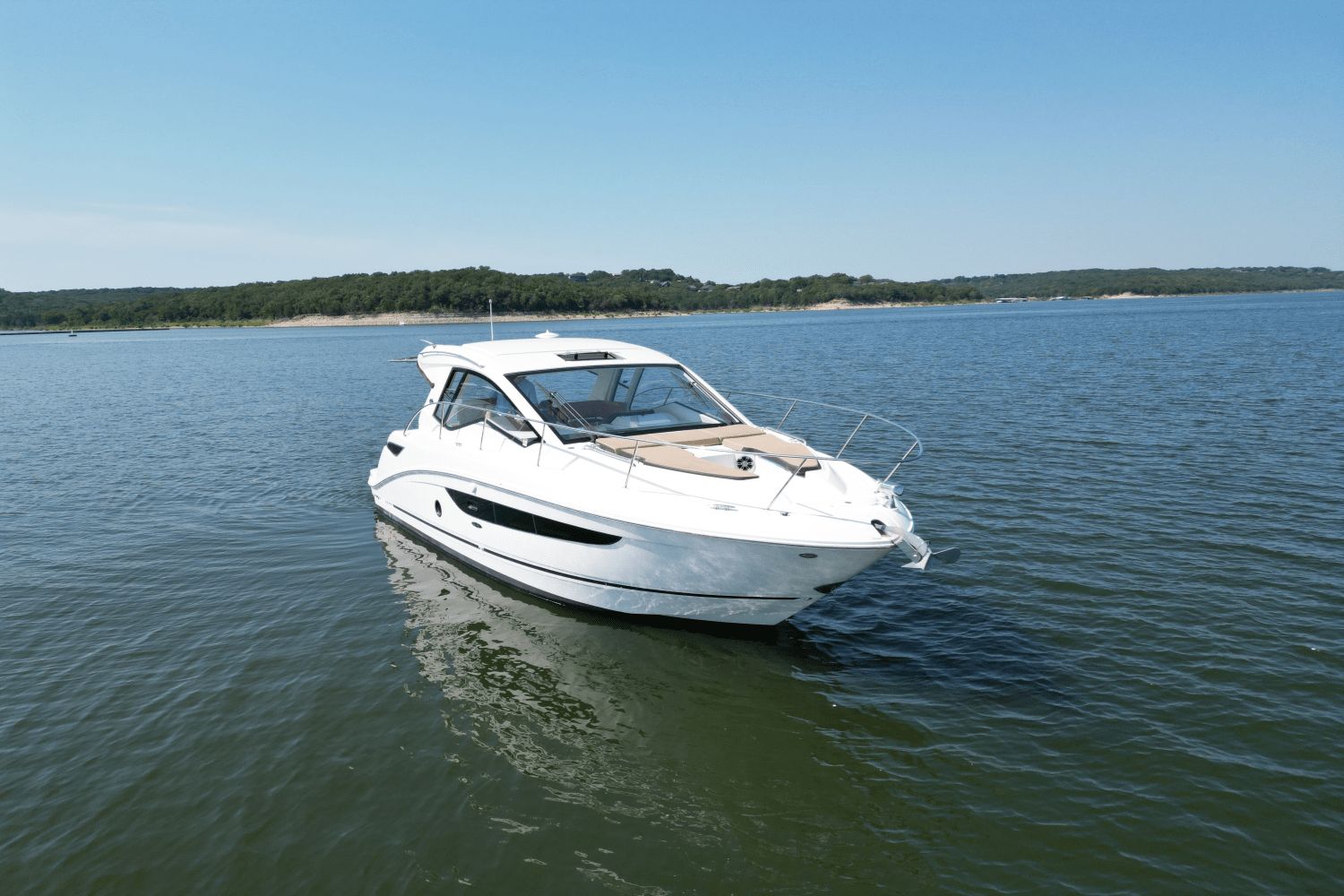 Sea Ray Sundancer 350 Coupe