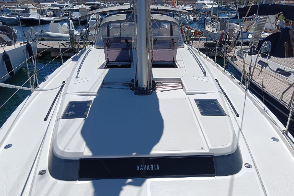 2019 Bavaria 45 