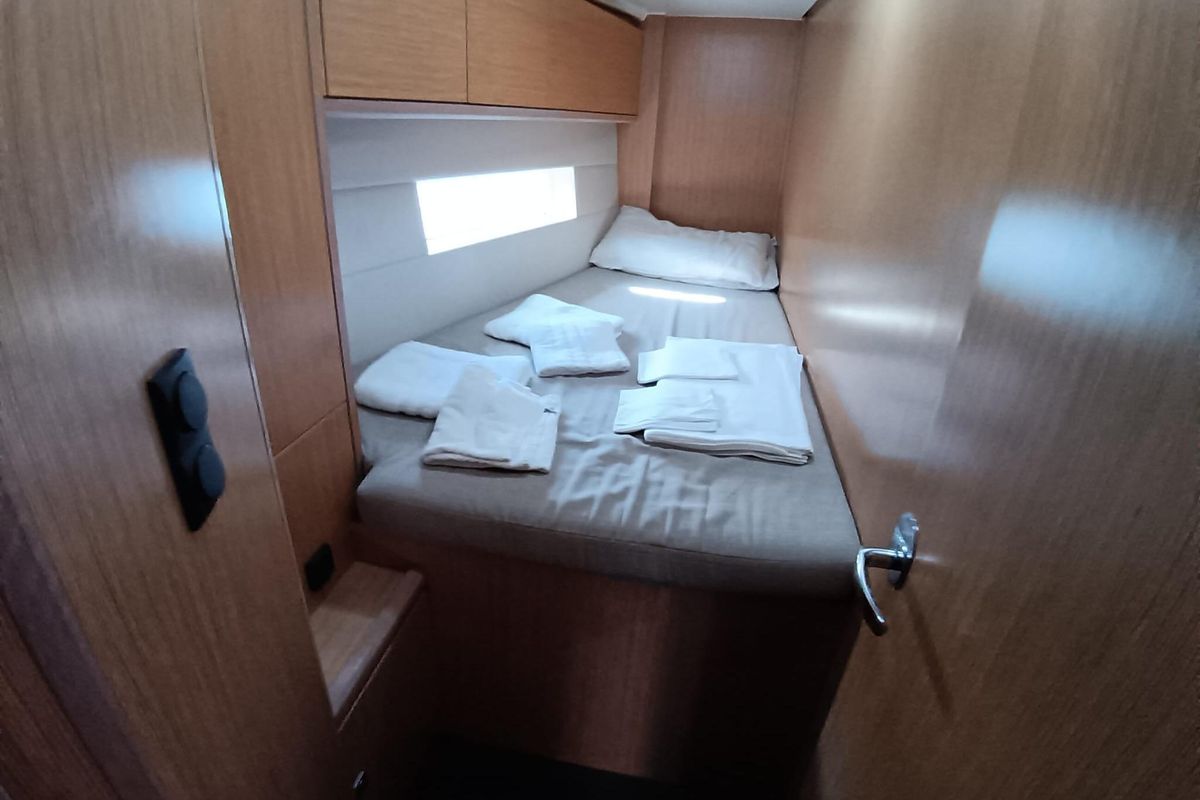2019 Bavaria 45 