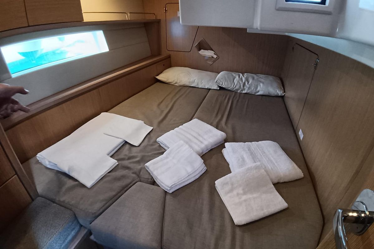 2019 Bavaria 45 