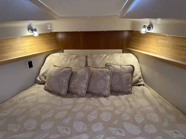 Galaxy Quest Yacht Photos Pics 