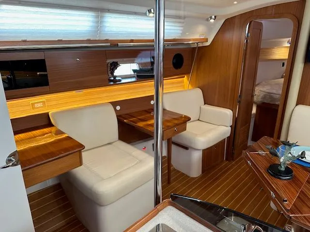 Galaxy Quest Yacht Photos Pics 