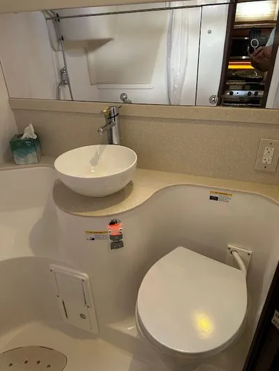 Galaxy Quest Yacht Photos Pics 