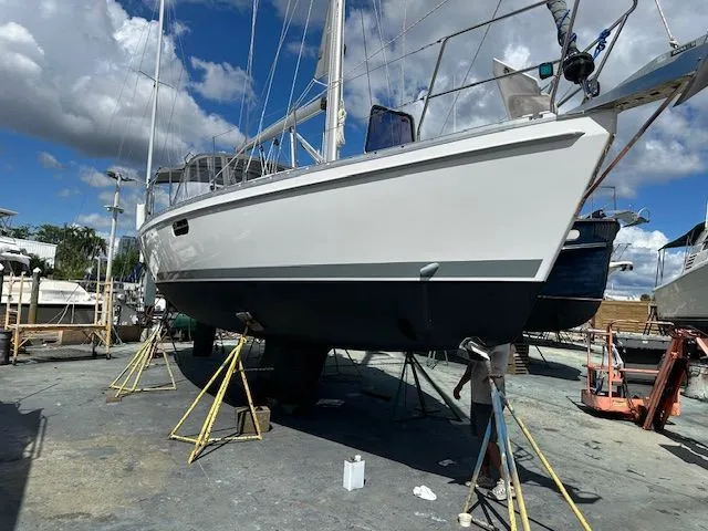 Galaxy Quest Yacht Photos Pics 