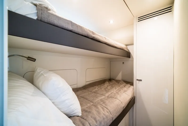 Record Year Yacht Photos Pics 