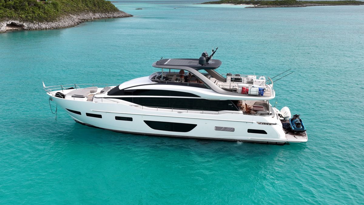 2021 Princess 85 
