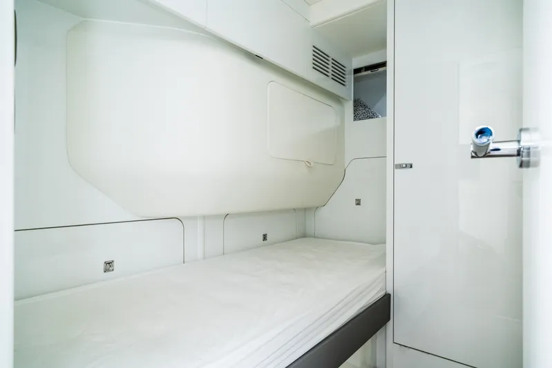 Record Year Yacht Photos Pics 