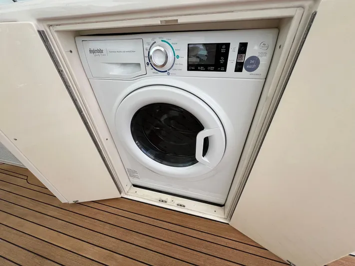 Pacific Adventures Yacht Photos Pics 