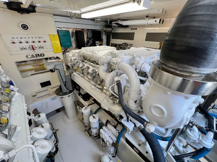 Pacific Adventures Yacht Photos Pics 