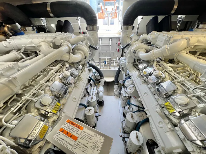 Pacific Adventures Yacht Photos Pics 