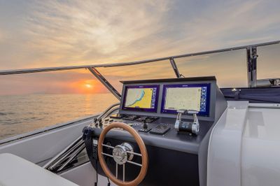 Yacht