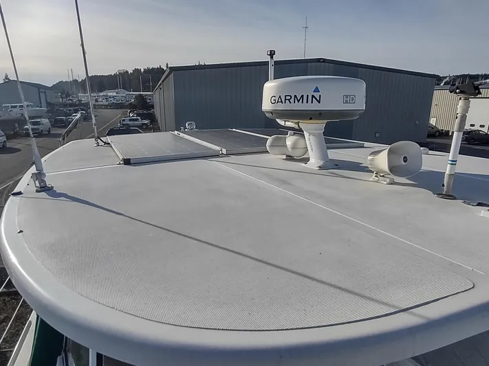 Journey Yacht Photos Pics Rooftop view of 2002 Endeavour Trawlercat 36 with Garmin radar and solar panels.