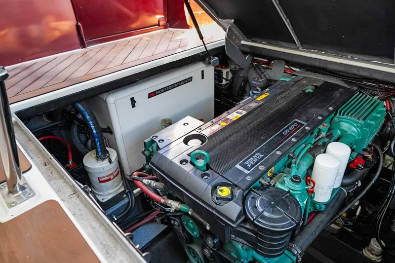 Oberwolf Yacht Photos Pics Engine compartment of a 2009 EagleCraft 47' Pilothouse with Volvo Penta engine.