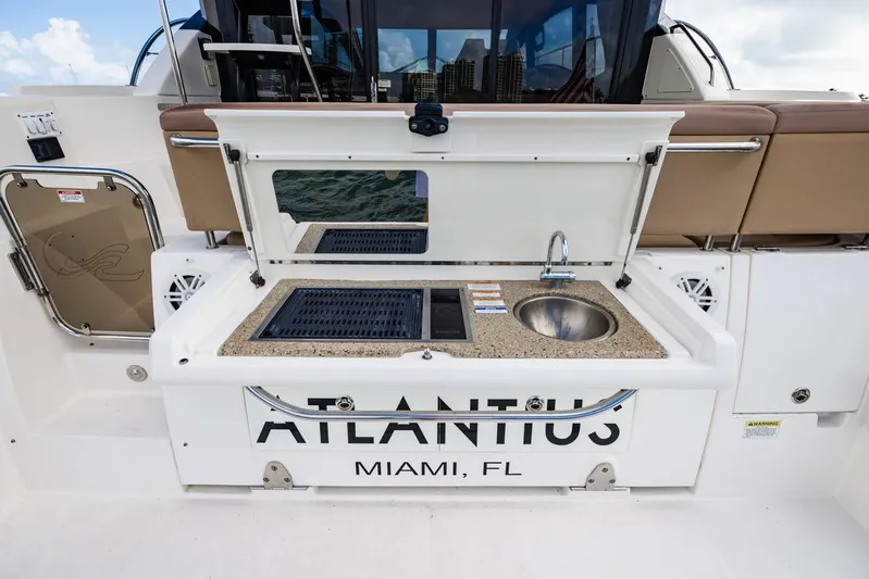 Atlantius Yacht Photos Pics 