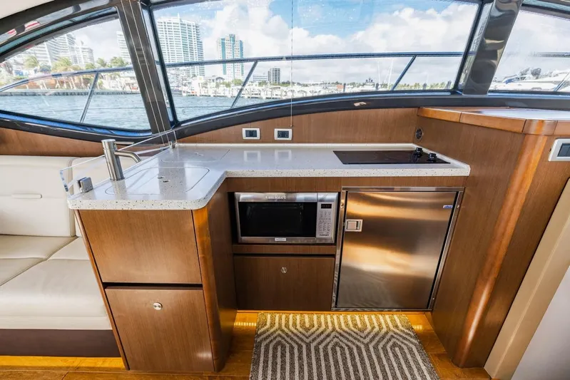 Atlantius Yacht Photos Pics 