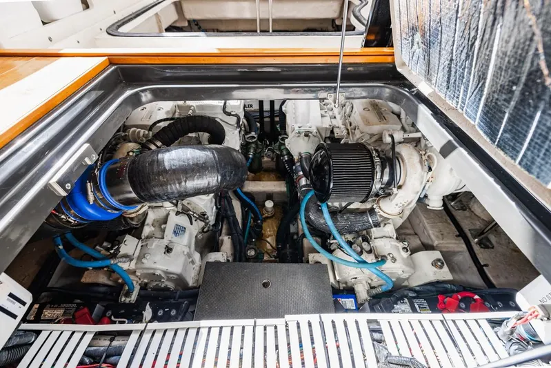 Atlantius Yacht Photos Pics 