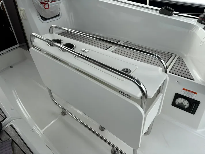 Yahtzee Yacht Photos Pics Cockpit table